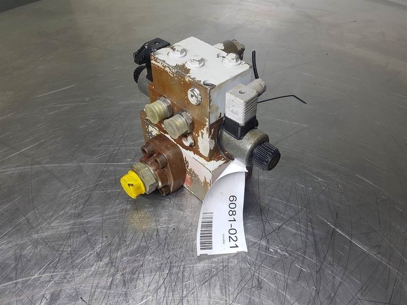 WESSEL hydraulik 237 214 011 9 - Zeppelin ZL 100 - - Hidraulika: 1 kép. WESSEL hydraulik 237 214 011 9 - Zeppelin ZL 100 - - Hidraulika: 1 kép.