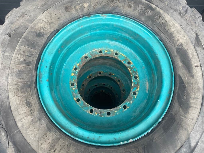 Werklust WG35E-Michelin 20.5R25-Tire/Reifen/Band - Gumiabroncsok és felnik - Építőipari gépek: 5 kép. Werklust WG35E-Michelin 20.5R25-Tire/Reifen/Band - Gumiabroncsok és felnik - Építőipari gépek: 5 kép.
