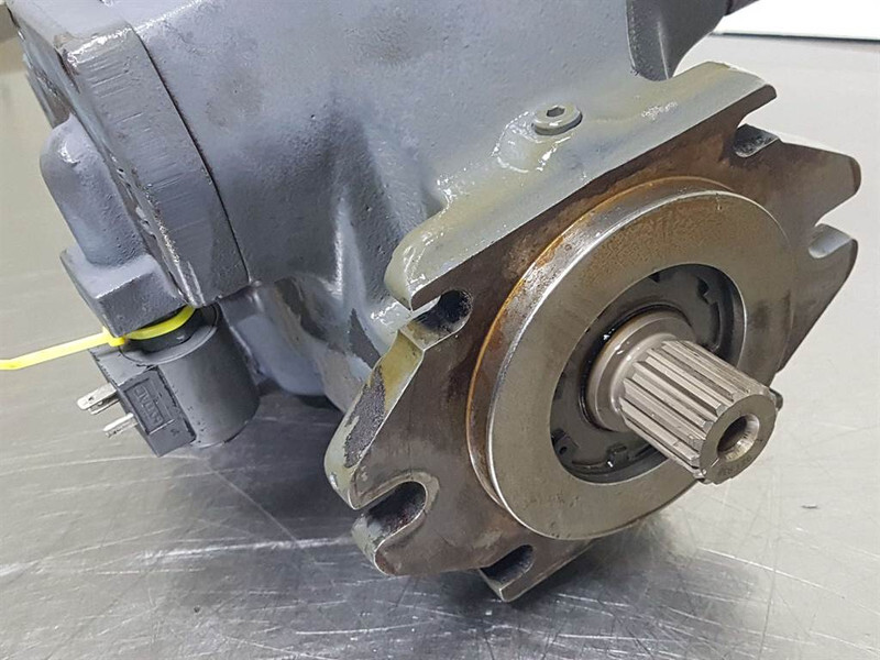 Wirtgen 01285750-Rexroth A4VG71HWD1/32R-Drive pump/Rijpomp - Hidraulika - Építőipari gépek: 4 kép. Wirtgen 01285750-Rexroth A4VG71HWD1/32R-Drive pump/Rijpomp - Hidraulika - Építőipari gépek: 4 kép.