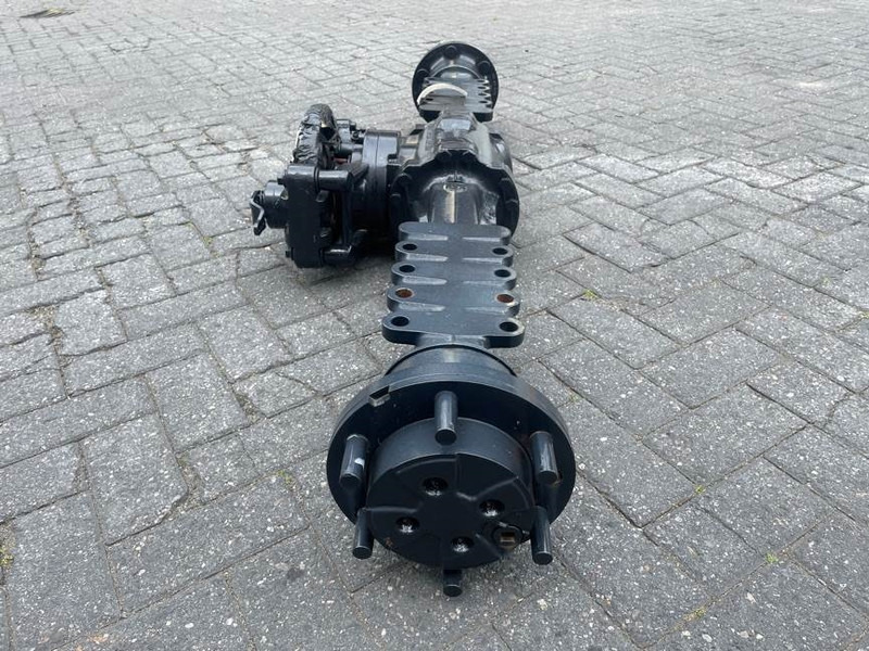 Yanmar V7-5904661764-ZF MT-L3015II-Axle/Achse/As - Tengely és alkatrészek - Építőipari gépek: 3 kép. Yanmar V7-5904661764-ZF MT-L3015II-Axle/Achse/As - Tengely és alkatrészek - Építőipari gépek: 3 kép.