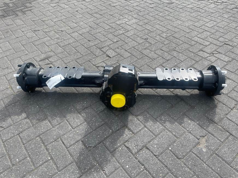 Yanmar V7-5904661766-ZF MT-L3015II-Axle/Achse/As - Tengely és alkatrészek - Építőipari gépek: 1 kép. Yanmar V7-5904661766-ZF MT-L3015II-Axle/Achse/As - Tengely és alkatrészek - Építőipari gépek: 1 kép.