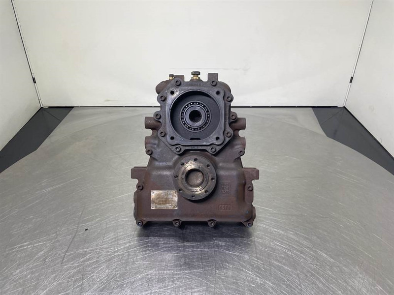 Yanmar V80-Carraro TB172-419853-Transmission/Getriebe - Sebességváltó - Építőipari gépek: 1 kép. Yanmar V80-Carraro TB172-419853-Transmission/Getriebe - Sebességváltó - Építőipari gépek: 1 kép.