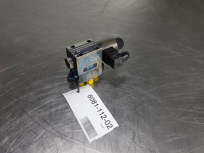 Zeppelin ZL100-Bosch 081WV06P1V1014WS012-0810091232-Valve - Hidraulika - Építőipari gépek: 2 kép. Zeppelin ZL100-Bosch 081WV06P1V1014WS012-0810091232-Valve - Hidraulika - Építőipari gépek: 2 kép.