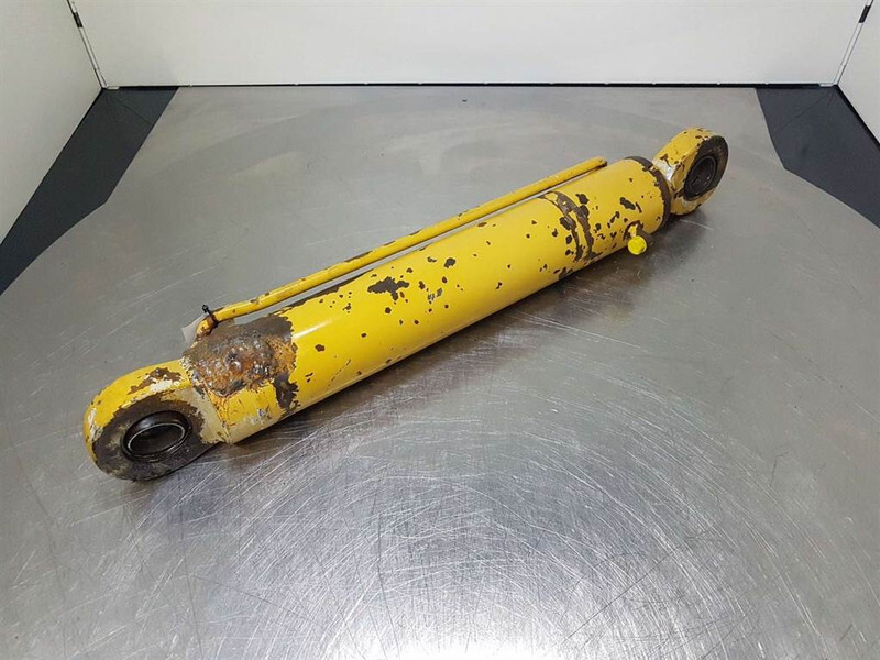 Zeppelin ZL110 - Lifting cylinder/Hubzylinder/Hefcilinder - Hidraulika - Építőipari gépek: 2 kép. Zeppelin ZL110 - Lifting cylinder/Hubzylinder/Hefcilinder - Hidraulika - Építőipari gépek: 2 kép.