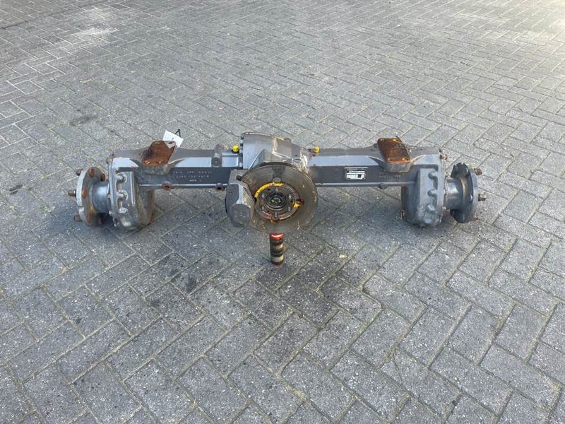 Zettelmeyer ZL602-ZF AV-225-4472039041-Axle/Achse/As - Tengely és alkatrészek - Építőipari gépek: 1 kép. Zettelmeyer ZL602-ZF AV-225-4472039041-Axle/Achse/As - Tengely és alkatrészek - Építőipari gépek: 1 kép.