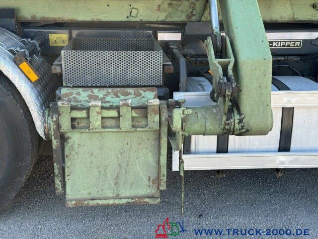 Normann Bock Müllcontainer 10m³ mit Seitenlader - Cserefelépítmény/ Konténer: 2 kép. Normann Bock Müllcontainer 10m³ mit Seitenlader - Cserefelépítmény/ Konténer: 2 kép.