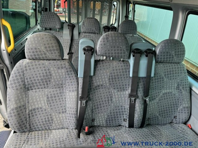 Ford Transit FT 300L Trend 9 Sitze & Rollstuhlrampe - Kisbusz: 3 kép. Ford Transit FT 300L Trend 9 Sitze & Rollstuhlrampe - Kisbusz: 3 kép.