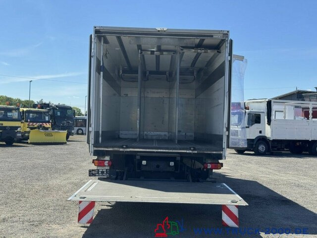 Iveco 120E22 Frisch- Tiefkühler Supra850MT 3Zonen +LBW - Hűtős teherautó: 4 kép. Iveco 120E22 Frisch- Tiefkühler Supra850MT 3Zonen +LBW - Hűtős teherautó: 4 kép.