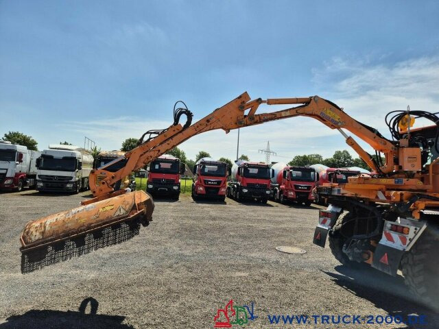 JCB Fastrac inklusive 4x4 Mulag Front + Heck Mäher - Traktor: 3 kép. JCB Fastrac inklusive 4x4 Mulag Front + Heck Mäher - Traktor: 3 kép.
