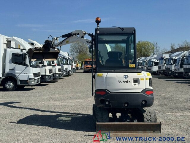 Kubota Kubota KX027-4 GL Verstellausleger + Powertilt - Minikotró: 5 kép. Kubota Kubota KX027-4 GL Verstellausleger + Powertilt - Minikotró: 5 kép.