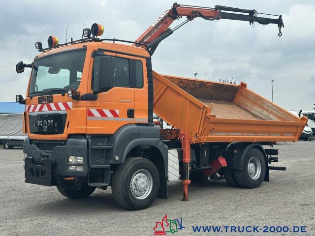 MAN 18.320 4x4 Atlas Kran + Winterdienstausstattung - Billenőplatós teherautó, Darus autó: 4 kép. MAN 18.320 4x4 Atlas Kran + Winterdienstausstattung - Billenőplatós teherautó, Darus autó: 4 kép.