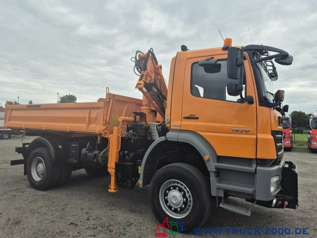 Mercedes-Benz 1829 4x4 Kran Winter Schneeschild Salzstreuer - Billenőplatós teherautó, Darus autó: 4 kép. Mercedes-Benz 1829 4x4 Kran Winter Schneeschild Salzstreuer - Billenőplatós teherautó, Darus autó: 4 kép.