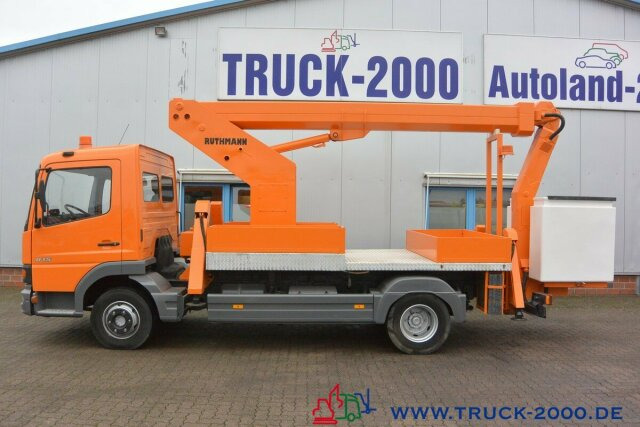 Emelőkosaras teherautó Mercedes-Benz Atego 815 Ruthmann T170 17m seitl. Auslage 12m: 11 kép.