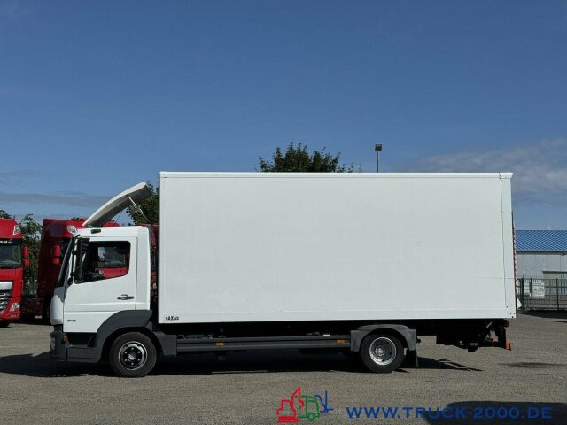Mercedes-Benz Atego 818 Koffer LBW DHOLLANDIA 1.000kg 3 Sitze - Dobozos kisteherautó: 2 kép. Mercedes-Benz Atego 818 Koffer LBW DHOLLANDIA 1.000kg 3 Sitze - Dobozos kisteherautó: 2 kép.