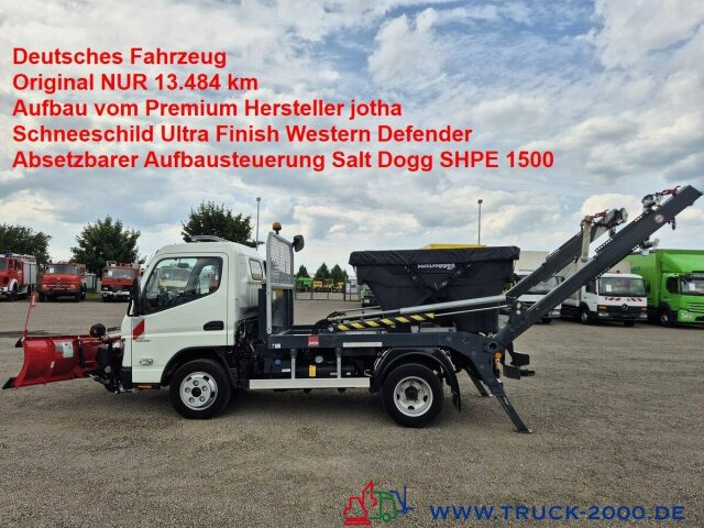 Mercedes-Benz Canter Fuso 6S15 Winter Schneeschild Salzstreuer - Konténerszállító: 1 kép. Mercedes-Benz Canter Fuso 6S15 Winter Schneeschild Salzstreuer - Konténerszállító: 1 kép.