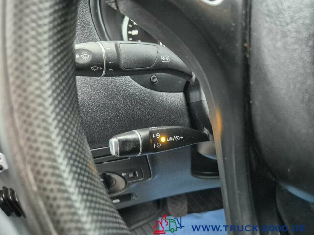 Mercedes-Benz Vito 116 CDI Kasten Lang AHK 2t. 3Sitze Tempomat - Kis furgon: 4 kép. Mercedes-Benz Vito 116 CDI Kasten Lang AHK 2t. 3Sitze Tempomat - Kis furgon: 4 kép.