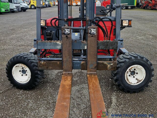 Moffett Mitnahmestapler 4 Wege Allrad NX Typ M 4 25.4 - Hordozható targonca: 2 kép. Moffett Mitnahmestapler 4 Wege Allrad NX Typ M 4 25.4 - Hordozható targonca: 2 kép.