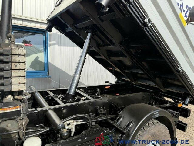 Multicar BSI 4x4 Kran FB 5.+ 6.Steuerkreis Kommunalplatte - Billenőplatós kisteherautó: 3 kép. Multicar BSI 4x4 Kran FB 5.+ 6.Steuerkreis Kommunalplatte - Billenőplatós kisteherautó: 3 kép.