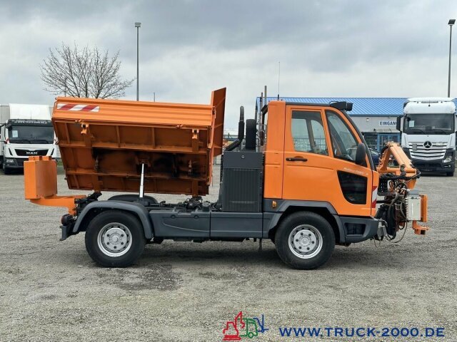 Multicar M30 4x4 Kipper mit Ausleger + Schneeschild - Billenőplatós kisteherautó, Többcélú/ Speciális jármű: 4 kép. Multicar M30 4x4 Kipper mit Ausleger + Schneeschild - Billenőplatós kisteherautó, Többcélú/ Speciális jármű: 4 kép.