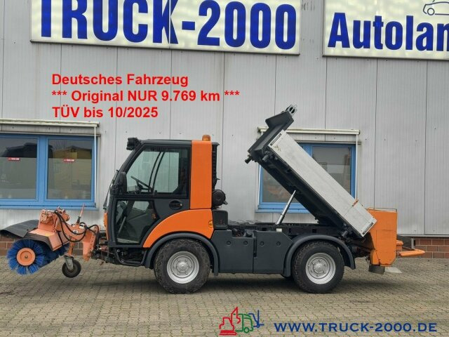 Multicar Tremo X56 Winterdienst Streuer + Besen NUR9769KM - Utcaseprő gép: 1 kép. Multicar Tremo X56 Winterdienst Streuer + Besen NUR9769KM - Utcaseprő gép: 1 kép.