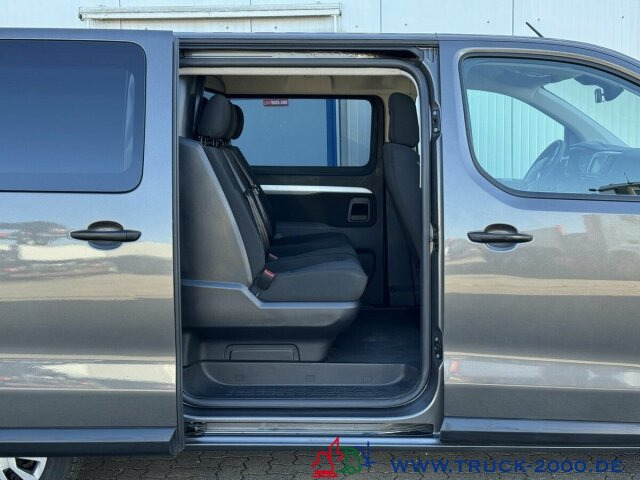 Opel Vivaro Autom. Mixto 5 Sitzer + AHK + TÜV 07/2026 - Kis furgon: 4 kép. Opel Vivaro Autom. Mixto 5 Sitzer + AHK + TÜV 07/2026 - Kis furgon: 4 kép.
