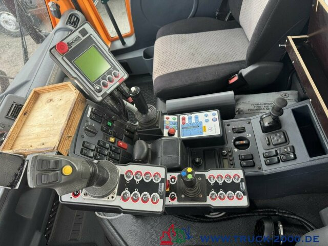 Unimog U 500 Vario Pilot Wechsellenkung EasyDrive Klima - Billenőplatós teherautó: 5 kép. Unimog U 500 Vario Pilot Wechsellenkung EasyDrive Klima - Billenőplatós teherautó: 5 kép.