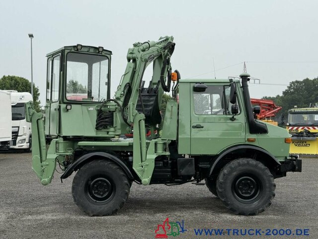 Unimog U427/10 Schaeff Mobilbagger AT 16 NUR 175 TKM - Gumikerekes kotró: 3 kép. Unimog U427/10 Schaeff Mobilbagger AT 16 NUR 175 TKM - Gumikerekes kotró: 3 kép.
