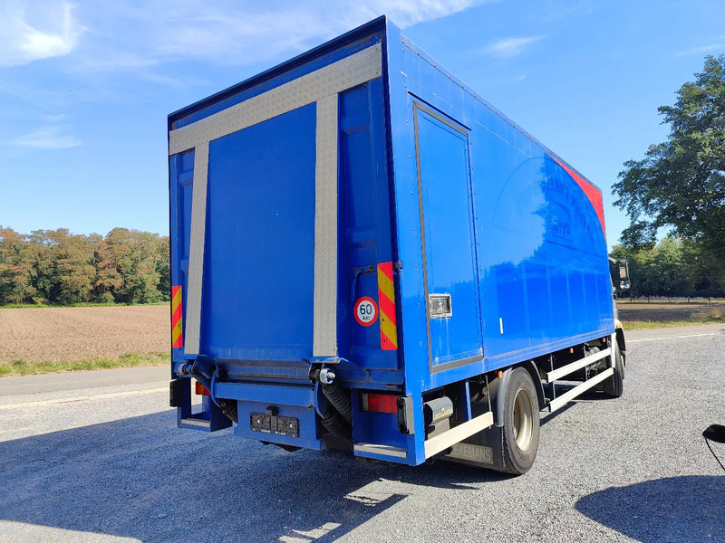 MAN LE 18.225 Boxtruck D'hollandia 2000kg - Dobozos felépítményű teherautó: 5 kép. MAN LE 18.225 Boxtruck D'hollandia 2000kg - Dobozos felépítményű teherautó: 5 kép.