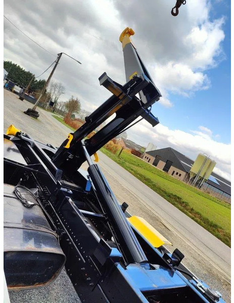 MAN TGL 12.250 Containersysteem Jimeca met kraan Palfinger PK4501 - Horgos rakodó teherautó, Darus autó: 3 kép. MAN TGL 12.250 Containersysteem Jimeca met kraan Palfinger PK4501 - Horgos rakodó teherautó, Darus autó: 3 kép.