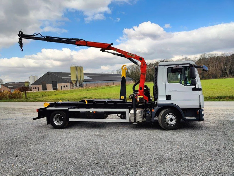 MAN TGL 12.250 Containersysteem Jimeca met kraan Palfinger PK4501 - Horgos rakodó teherautó, Darus autó: 4 kép. MAN TGL 12.250 Containersysteem Jimeca met kraan Palfinger PK4501 - Horgos rakodó teherautó, Darus autó: 4 kép.