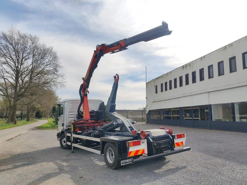 MAN TGL 12.250 Containersysteem met kraan Palfinger PK9001 + Remote - Horgos rakodó teherautó, Darus autó: 4 kép. MAN TGL 12.250 Containersysteem met kraan Palfinger PK9001 + Remote - Horgos rakodó teherautó, Darus autó: 4 kép.