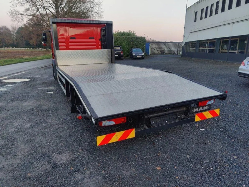 MAN TGL 8.220 Doka transporter Euro5 - Autószállító teherautó: 4 kép. MAN TGL 8.220 Doka transporter Euro5 - Autószállító teherautó: 4 kép.