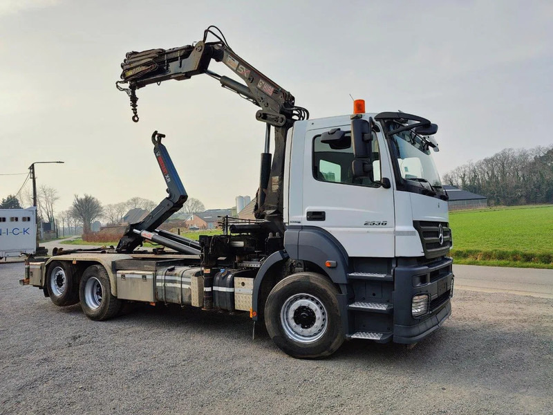 Mercedes-Benz Axor 2536 Euro5 container multilift crane HIAB 220 - Horgos rakodó teherautó, Darus autó: 2 kép. Mercedes-Benz Axor 2536 Euro5 container multilift crane HIAB 220 - Horgos rakodó teherautó, Darus autó: 2 kép.