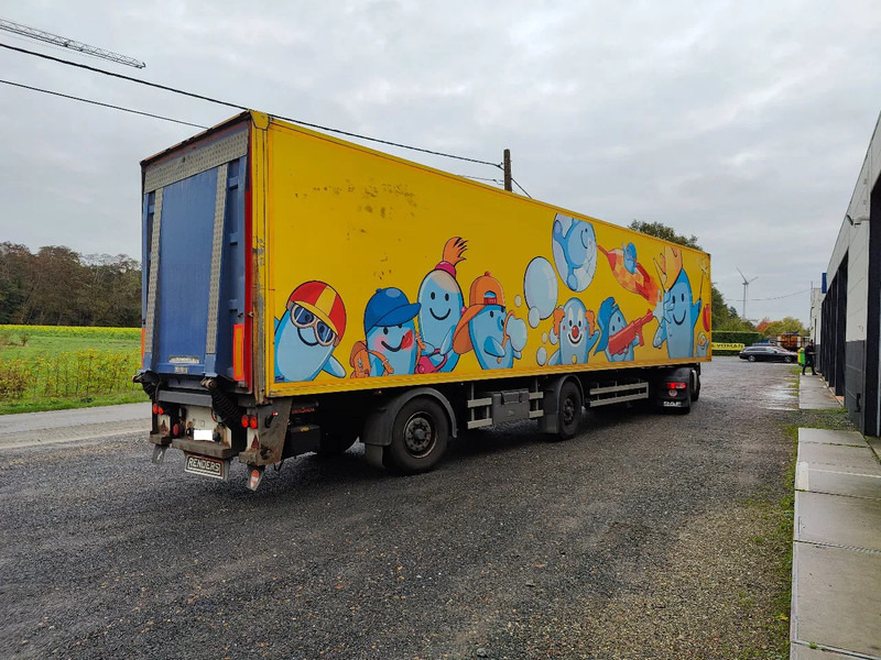 Renders X-Steering - Félpótkocsi dobozos: 1 kép. Renders X-Steering - Félpótkocsi dobozos: 1 kép.