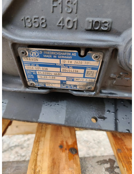 ZF Traxon 12TX2620TD - Sebességváltó: 4 kép. ZF Traxon 12TX2620TD - Sebességváltó: 4 kép.