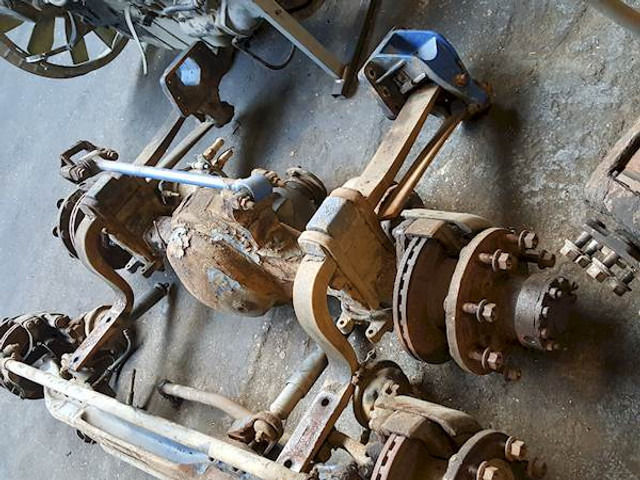 DAF AAS8.20 - Hátsó tengely - Teherautó: 4 kép. DAF AAS8.20 - Hátsó tengely - Teherautó: 4 kép.