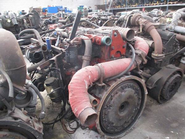DAF RS200 - Motor - Busz: 4 kép. DAF RS200 - Motor - Busz: 4 kép.