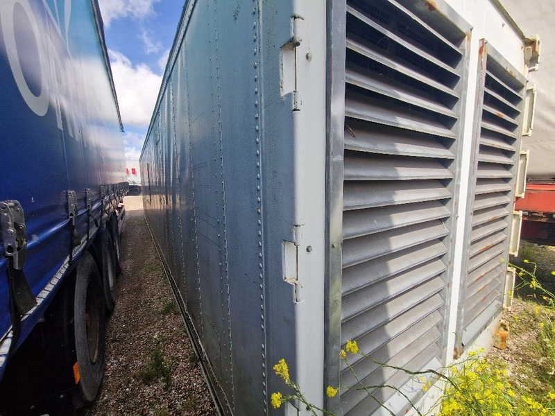 Hanomag HENSCHEL 8V1516AC - Áramfejlesztő: 2 kép. Hanomag HENSCHEL 8V1516AC - Áramfejlesztő: 2 kép.