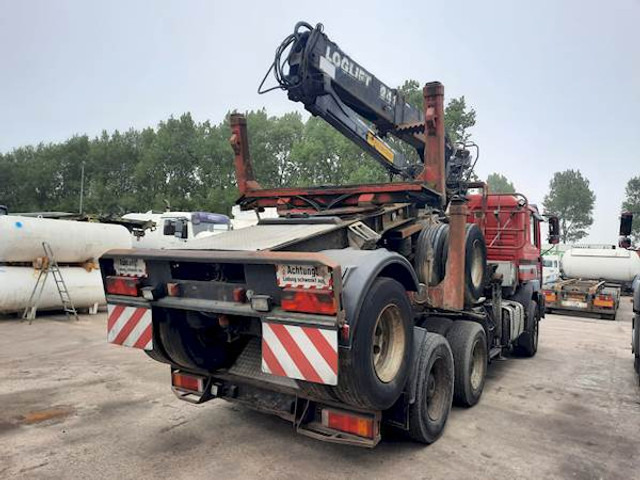 MAN 27.464 6X4 - Rönkszállító teherautó: 3 kép. MAN 27.464 6X4 - Rönkszállító teherautó: 3 kép.