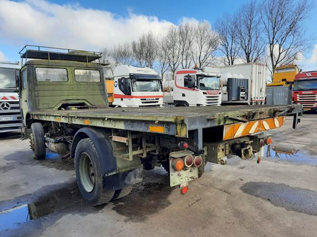 Mercedes-Benz 1213 - Platós teherautó: 3 kép. Mercedes-Benz 1213 - Platós teherautó: 3 kép.