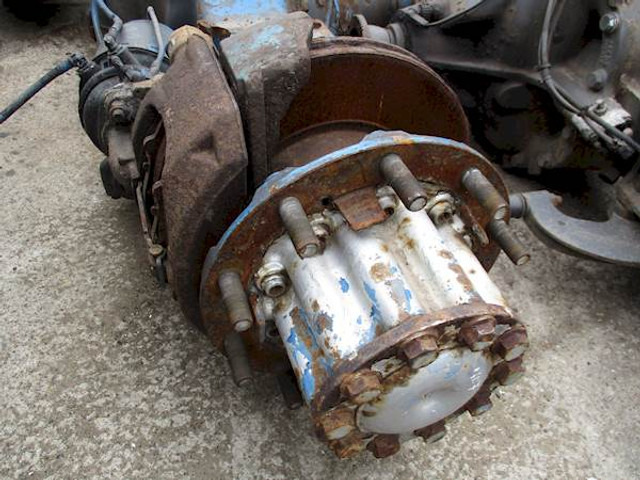 Mercedes-Benz HL 8/1 DCS-13,0 ACTROS - Hátsó tengely - Teherautó: 2 kép. Mercedes-Benz HL 8/1 DCS-13,0 ACTROS - Hátsó tengely - Teherautó: 2 kép.