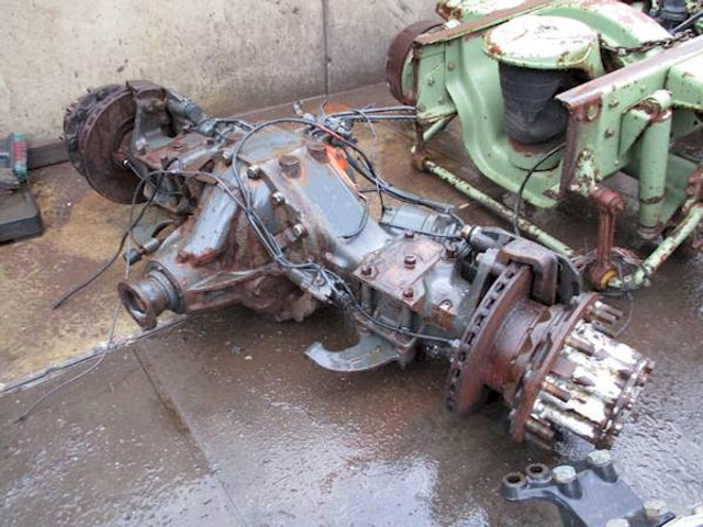 Mercedes-Benz HL 8/1 DCS-13,0 ACTROS - Hátsó tengely - Teherautó: 1 kép. Mercedes-Benz HL 8/1 DCS-13,0 ACTROS - Hátsó tengely - Teherautó: 1 kép.