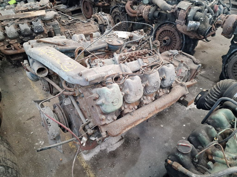 Mercedes-Benz OM402 - Motor: 1 kép. Mercedes-Benz OM402 - Motor: 1 kép.
