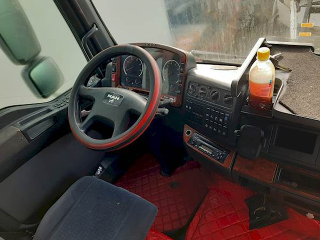 MAN TGA 18.430 - Nyergesvontató: 4 kép. MAN TGA 18.430 - Nyergesvontató: 4 kép.