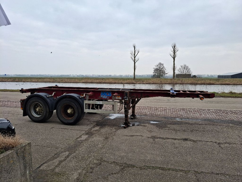 Pacton TXC 230 - Félpótkocsi cserefelépítményes: 1 kép. Pacton TXC 230 - Félpótkocsi cserefelépítményes: 1 kép.