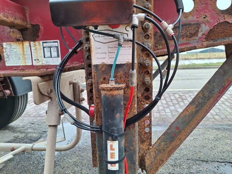 Pacton TXC 230 - Félpótkocsi cserefelépítményes: 5 kép. Pacton TXC 230 - Félpótkocsi cserefelépítményes: 5 kép.