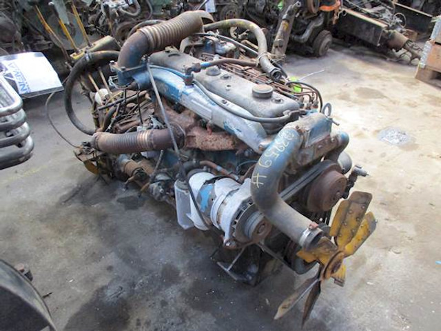 Perkins 6.354.4 - Motor: 4 kép. Perkins 6.354.4 - Motor: 4 kép.