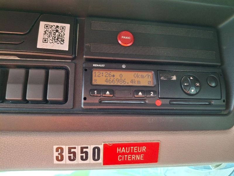 Renault MIDLUM 280DXI - Tartályos teherautó: 5 kép. Renault MIDLUM 280DXI - Tartályos teherautó: 5 kép.