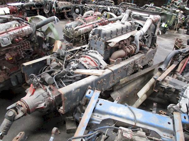 Renault MIDR62356 - Motor - Teherautó: 3 kép. Renault MIDR62356 - Motor - Teherautó: 3 kép.