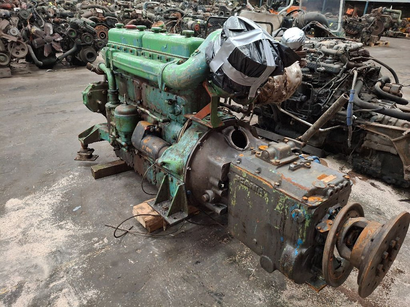 Scania 111 - Motor: 2 kép. Scania 111 - Motor: 2 kép.